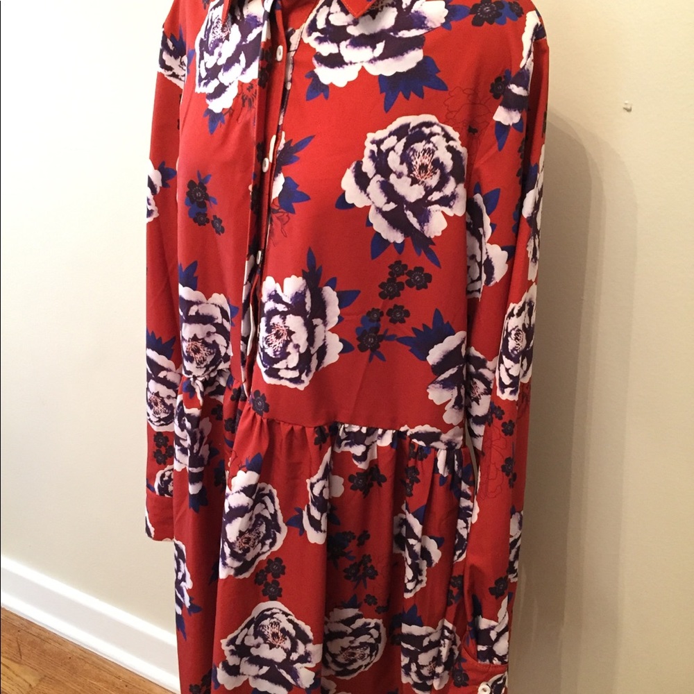 Floral long sleeve midi dress